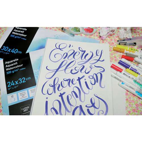 Calligraphie brush lettering : le lettrage au pinceau